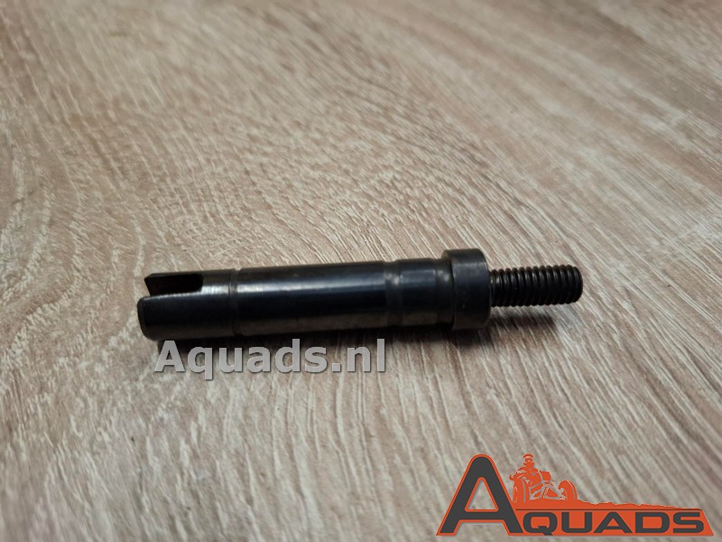 Waterpomp shaft CF 500